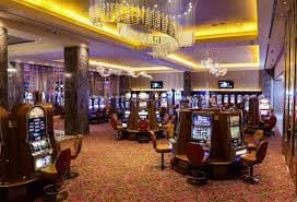 Live Blackjack နှင့် Live Roulette ကစားနည်း innlay999 တွင်